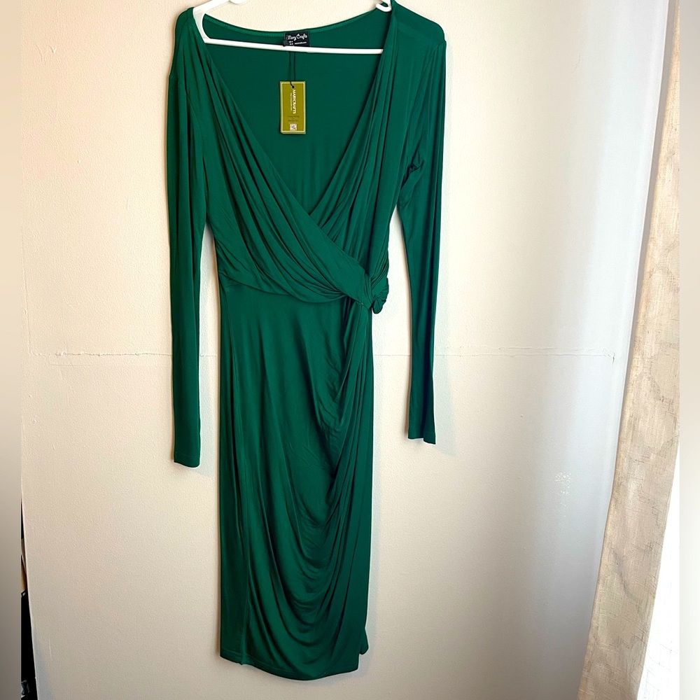 NWT emerald green long sleeve midi dress